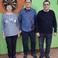 Старайся победить, не бойся проиграть!  Борись за победу, до последнего броска!