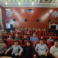 Мы вновь в кинотеатре