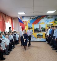 Школьная линейка 25 апреля
