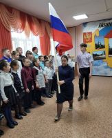 Школьная линейка 25 апреля