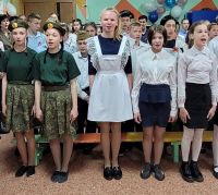 Этих дней не смолкнет слава
