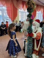 Чудеса у новогодней елки