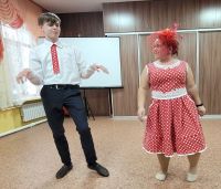 С весенним праздником я маму поздравляю!