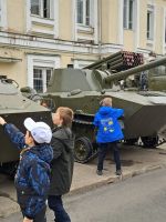 Знакомство с военной техникой