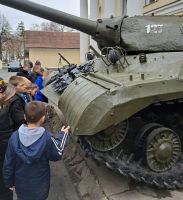 Знакомство с военной техникой