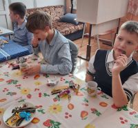 День конфет