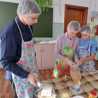 Юные кондитеры