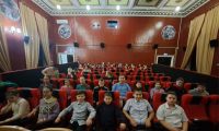 Мы вновь в кинотеатре