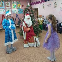 К нам стучится Новый год