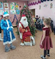 К нам стучится Новый год