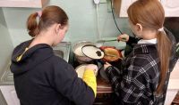 Масленицу встречаем, блинами угощаем