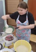 Масленицу встречаем, блинами угощаем