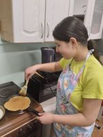 Масленицу встречаем, блинами угощаем