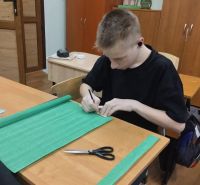 Цветы для сотрудников –  с любовью из детских рук!
